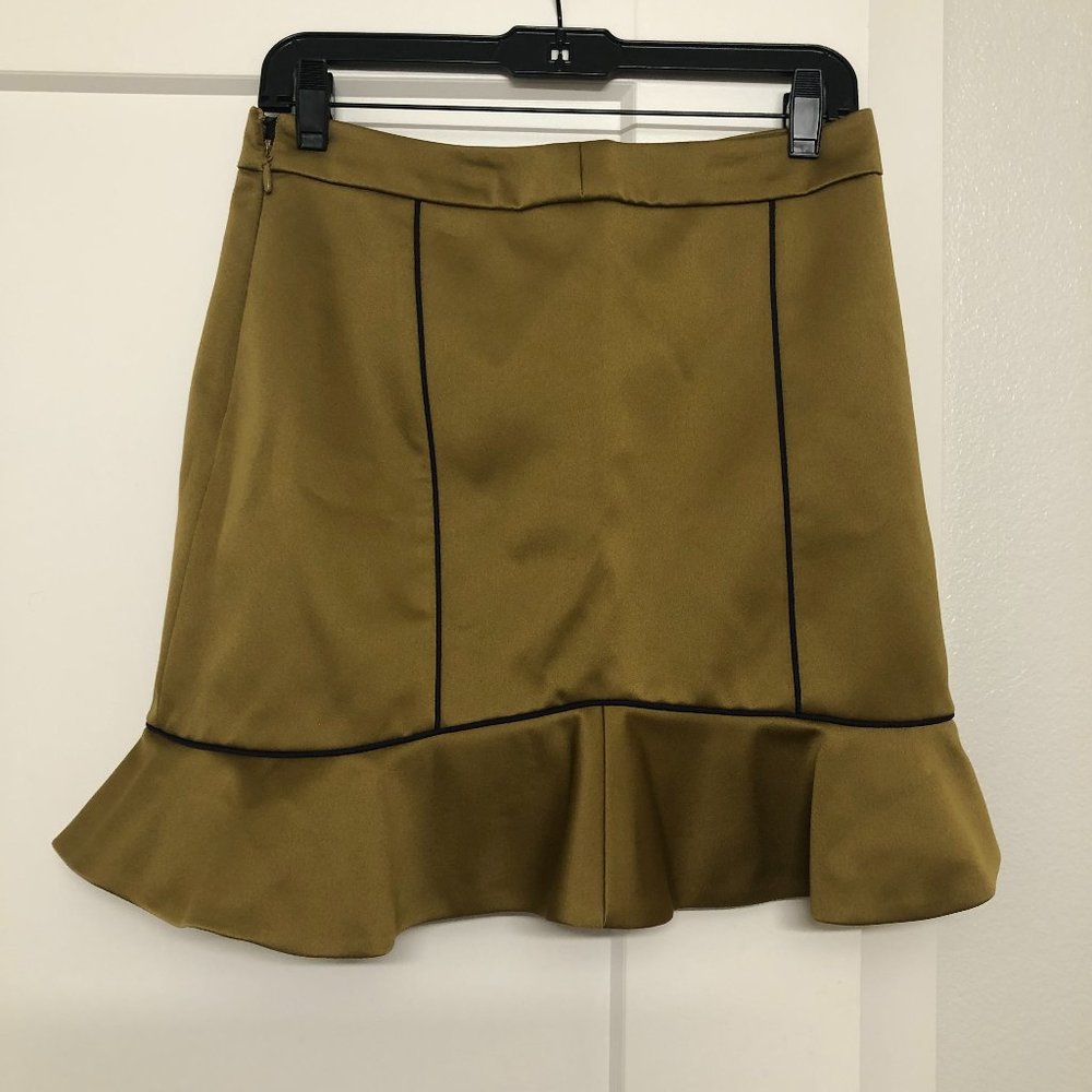 BCBGMaxAzria - Satin Flared Mini Skirt (Small)